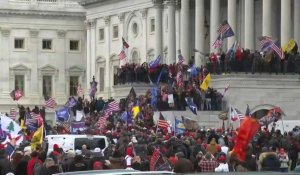 USA: des manifestants pro-Trump investissent les marches du Capitole