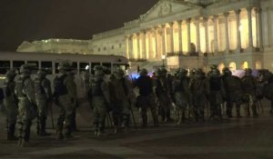 USA: la Garde nationale arrive devant le Capitole avant le couvre-feu