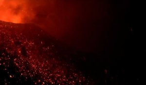 En Sicile, le spectacle de l'Etna en éruption