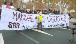 Début de la manifestation à Lyon contre la loi de "sécurité globale"