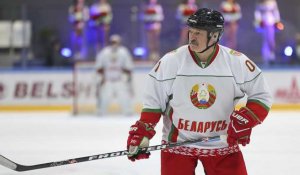 La politique s'invite dans la patinoire : le Bélarus privé du mondial de hockey