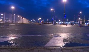 Au port de Calais, après la suspension des transports en provenance du Royaume-Uni