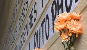 Féminicides : à Paris, des militantes dressent un "mémorial" pour les victimes de 2020