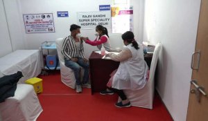 Covid-19: en Inde la population craint de se faire vacciner, la campagne de vaccination prend du retard