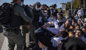 Israël : des juifs ultra-orthodoxes contestent les restrictions sanitaires