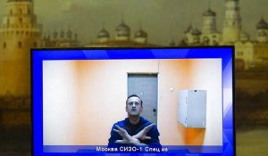 Russie : détention confirmée pour Navalny qui dénonce une justice "aux ordres"