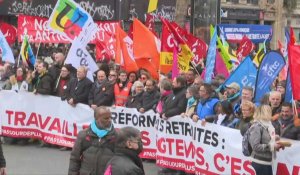 Retraites : départ du cortège parisien de la place de la République