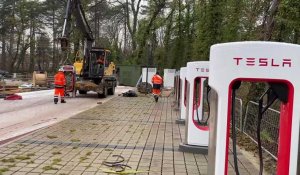 Douze superchargeurs Tesla au Touquet