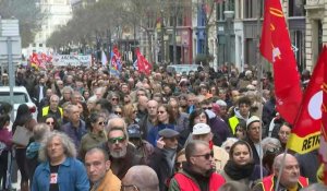 Retraites: des manifestants déterminés à Marseille