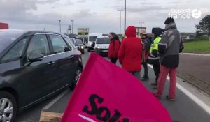 VIDÉO. Grève du 28 mars : près de Morlaix, trois ronds-points bloqués pendant deux heures 