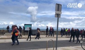 VIDÉO. Grève du 13 avril : plus d'un millier de manifestants défilent à Saint-Malo