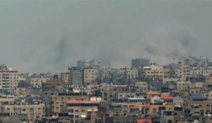 Colonnes de fumée au dessus de la bande de Gaza après des frappes israéliennes