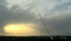 Le Dôme de fer israélien intercepte des roquettes au-dessus d'Ashkelon