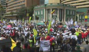 Manifestation à Bogota en soutien aux réformes du gouvernement