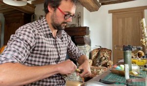 VIDÉO. Clément Martin répare les instruments à vent à Saint-Lô