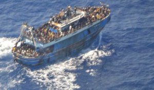 Naufrage de migrants au large de la Grèce : le rôle des garde-côtes en question
