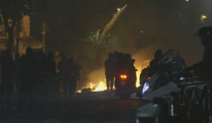 Mort de Nahel: des feux d'artifice lancés à Nanterre