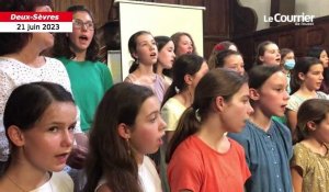 VIDÉO. Fête de la musique : une chorale de collégiens ouvre le bal à Niort 