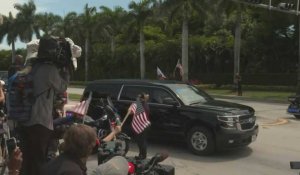 Le convoi de Trump arrive au complexe de golf de l'ex-président en Floride