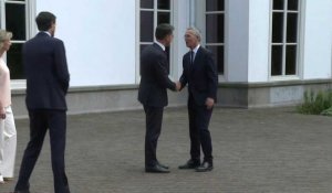 Le Premier ministre néerlandais Rutte reçoit le secrétaire général de l'OTAN, Stoltenberg