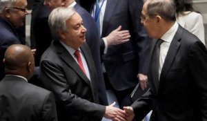 Devant Lavrov, le chef de l'ONU dénonce la "dévastation" due à l'invasion de l'Ukraine