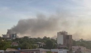 Colonnes de fumée à Khartoum au milieu des combats