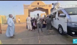Soudan : la fuite éprouvante des habitants en plein chaos