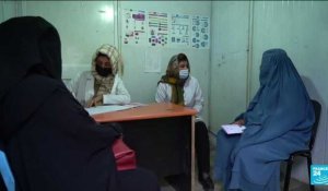 La santé des Afghanes en péril : la loi des Taliban rend l'accès aux soins très difficile