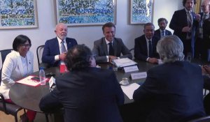 Sommet UE-CELAC : images de la rencontre entre Lula, Macron et Fernandez