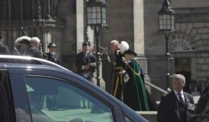 Edimbourg: Charles III arrive à la cathédrale St Giles pour recevoir les honneurs de l'Écosse