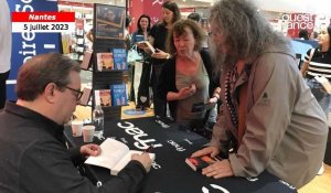 VIDÉO. L’auteur Douglas Kennedy à la rencontre de ses lecteurs à Nantes