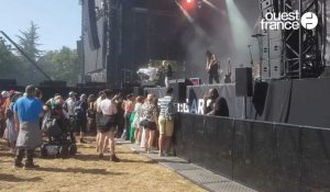 VIDEO. Les premiers groupes de Beauregard jouent sous un cagnard ce vendredi !