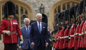 En visite éclair avant l'Otan, Joe Biden vante les liens avec Londres et rencontre le roi