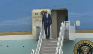 Le président américain Joe Biden arrive au Vietnam