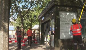 A Paris, le marché aux fleurs se prépare à la visite du roi Charles III