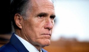 Le sénateur républicain Mitt Romney annonce sa retraite politique