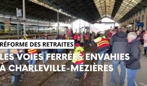 Charleville-Mézières: les manifestants ont envahi les voies ferrées