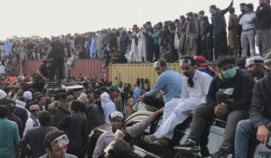 Pakistan: des partisans d'Imran Khan se rassemblent aux abords du tribunal