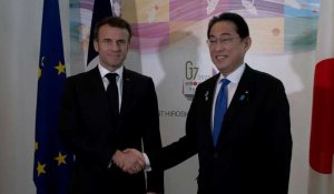 Macron rencontre le Premier ministre japonais Fumio Kishida avant le G7