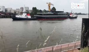 VIDÉO. Une « petite nuit » pour remonter la Loire : la barge Flahault est de retour à Nantes depuis l’aube