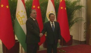 Le premier ministre chinois Li Qiang rencontre le président du Tadjikistan