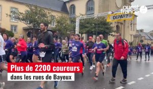 VIDÉO. Plus de 2 200 coureurs aux 39e foulées de Bayeux