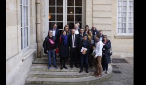 VIDÉO. Réforme des retraites : les syndicats reçus à Matignon pour « une réunion inutile »