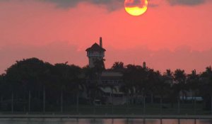 TIMELAPSE: Lever du soleil au-dessus de la résidence de Donald Trump