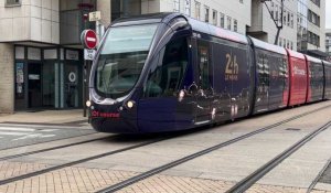 VIDÉO. Le tramway manceau célèbre déjà le centenaire des 24 Heures du Mans