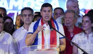 Paraguay : Santiago Peña, candidat du parti conservateur, est élu