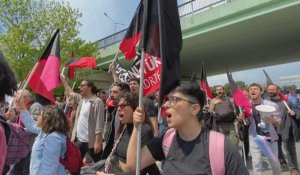 Istanbul : des milliers de personnes rassemblées pour le 1er mai, journée international du travail