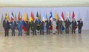 Les dirigeants sud-américains lors de la photo de famille après le sommet au Brésil