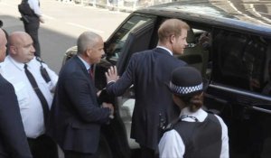 Le Prince Harry quitte le tribunal à la fin de sa dernière journée de témoignage