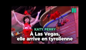 Katy Perry assure le spectacle en tyrolienne à Las Vegas
